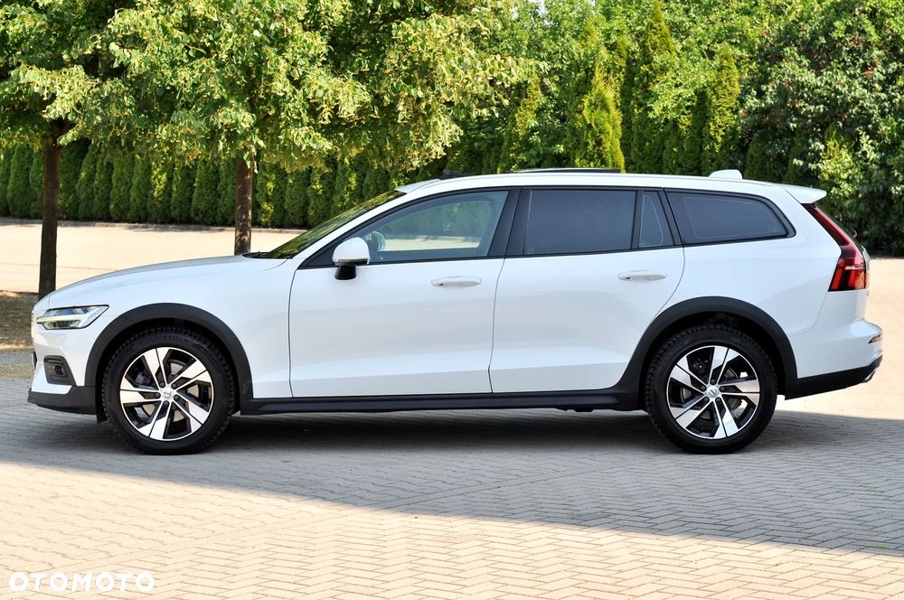 Volvo V60 Cross Country B4 D AWD Geartronic - 15