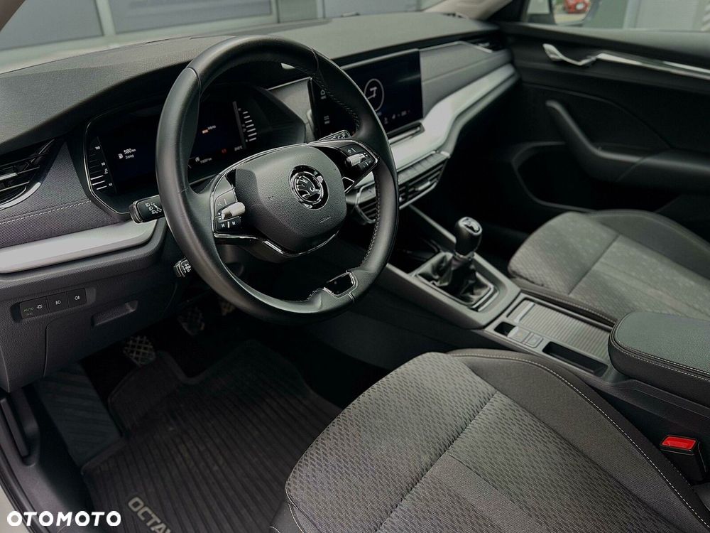 Skoda Octavia 1.5 TSI ACT Style - 10