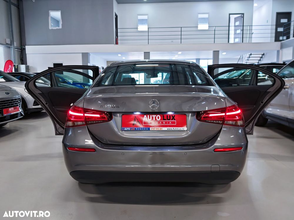 Mercedes-Benz A 180 d Sedan Aut. - 15