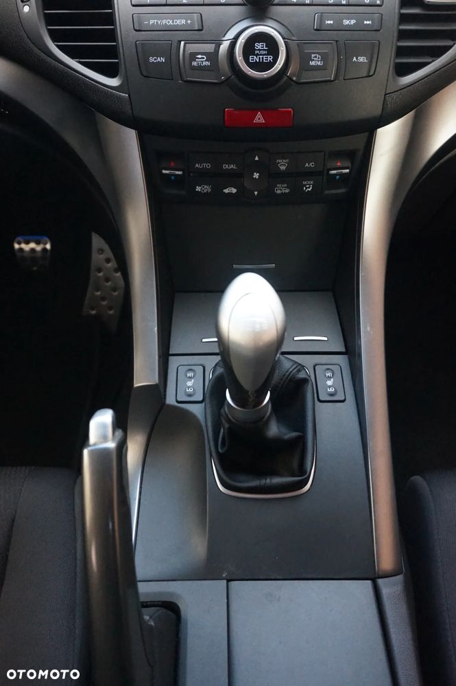 Honda Accord 2.0 Elegance Advantage - 12