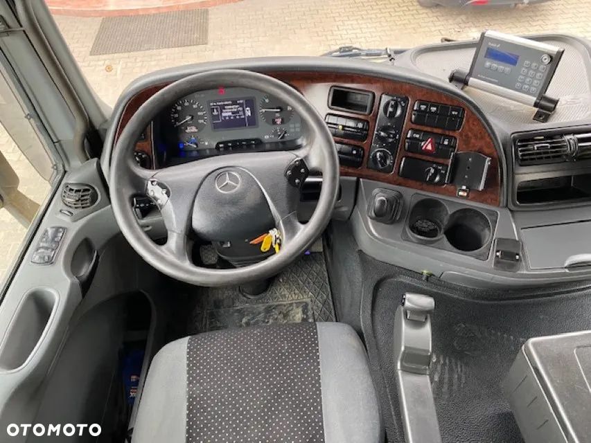 Mercedes-Benz ACTRIS 3244 - 21