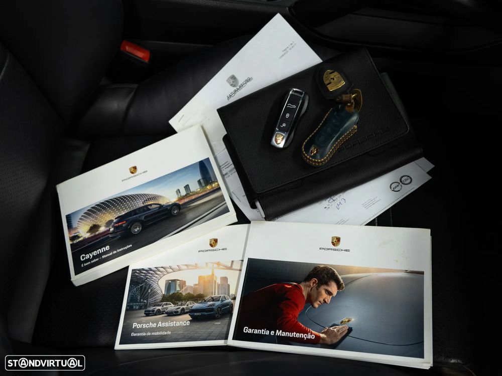 Porsche Cayenne Platinum Edition - 4