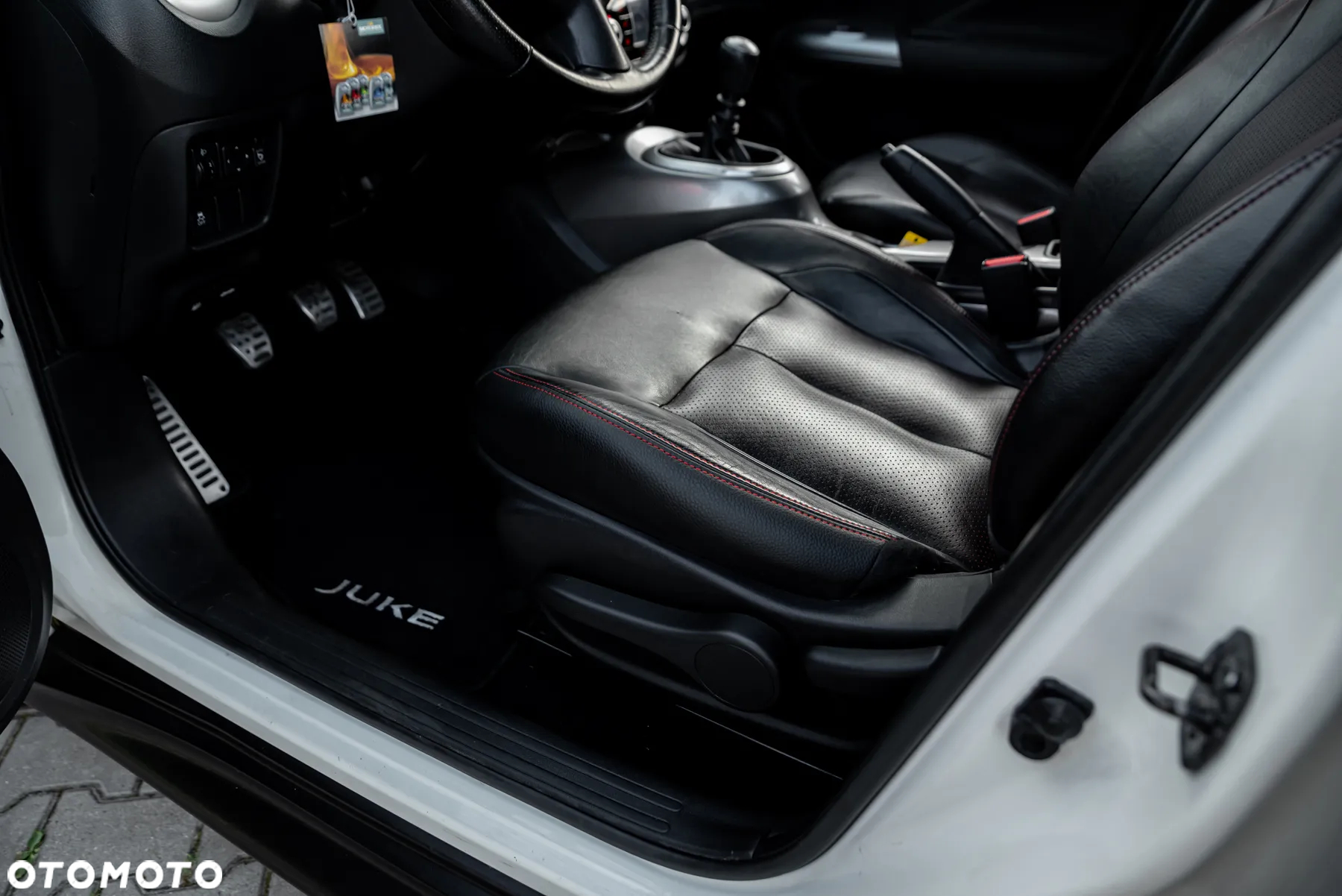 Nissan Juke 1.6 T Shiro - 18