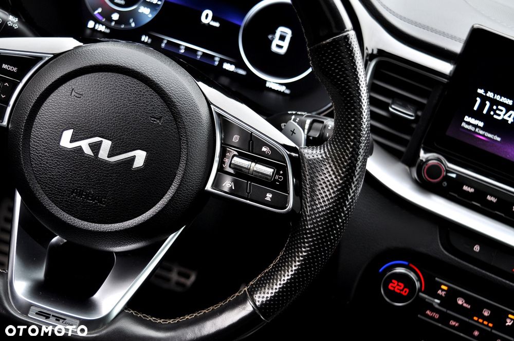 Kia ProCeed - 21