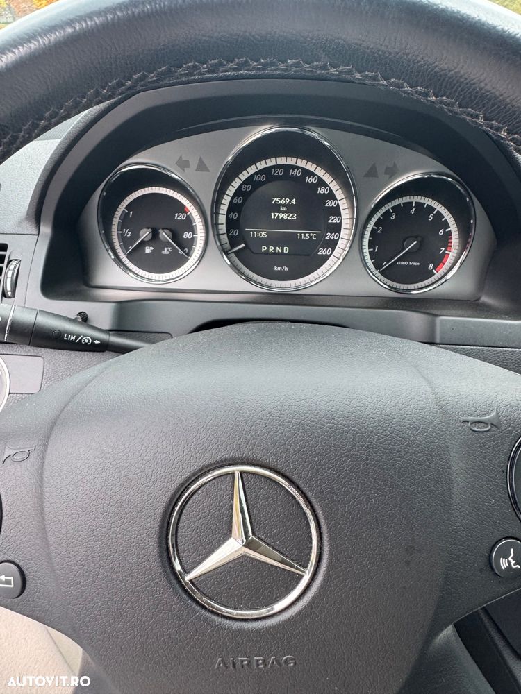Mercedes-Benz C - 9