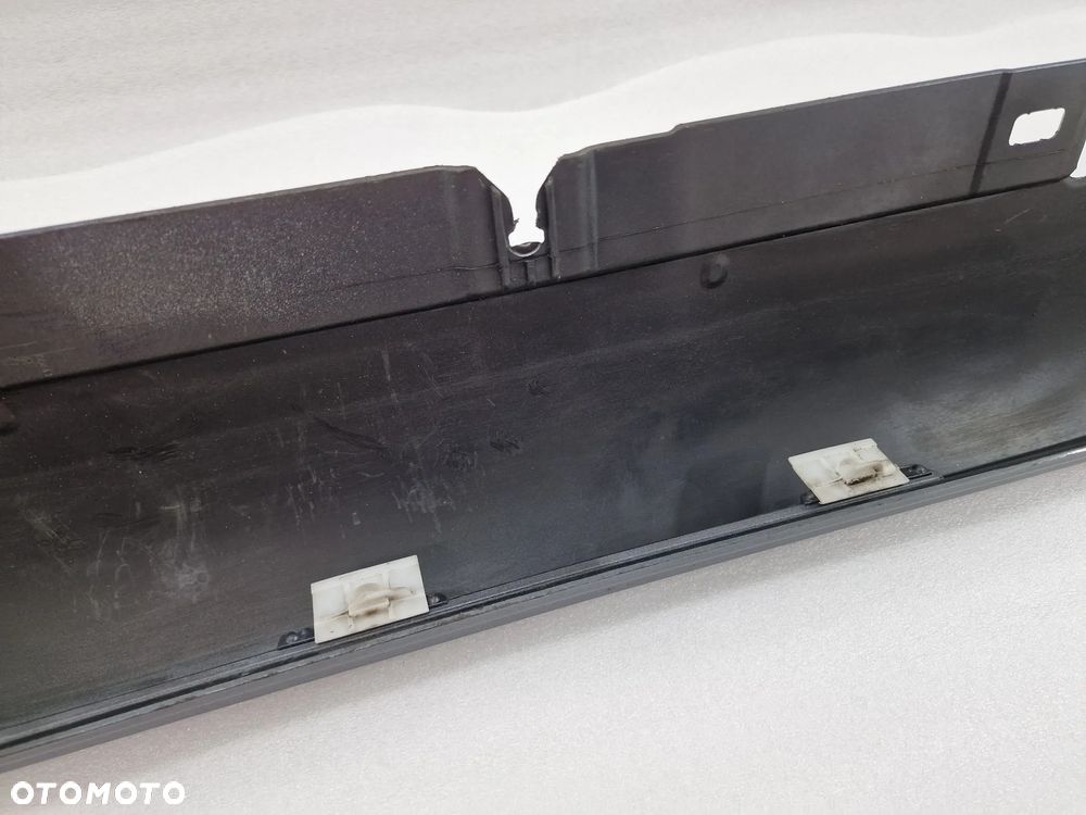 MERCEDES E-KLASSA EKLASSA E-KLASA EKLASA COUPE W238 17- PRAWA LISTWA PROGOWA , ŁADNA , KOLOR GRAFITOWY METALIK , ŁADNA , NR A2386905600 , NR AUKCJI PR456 - 10