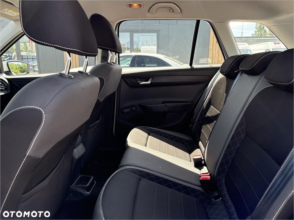 Skoda Fabia 1.0 TSI Ambition - 11