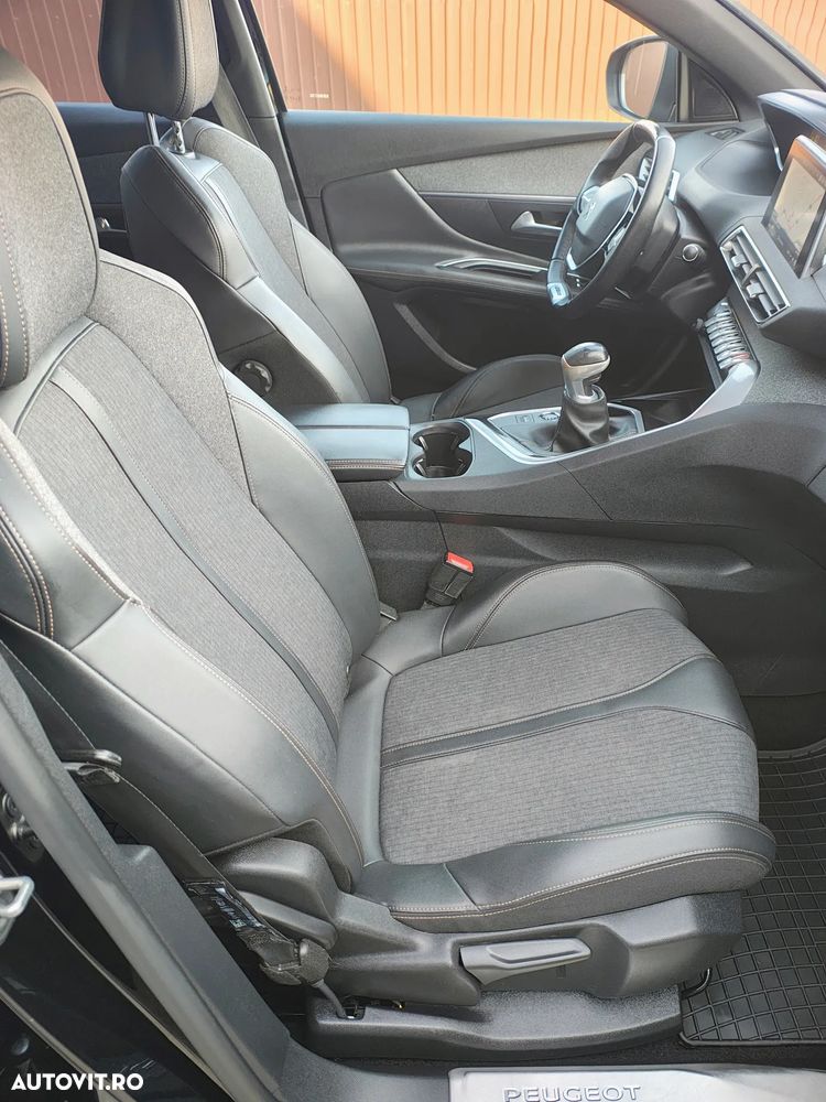 Peugeot 3008 1.2 PureTech Turbo S&S GT-Line - 6