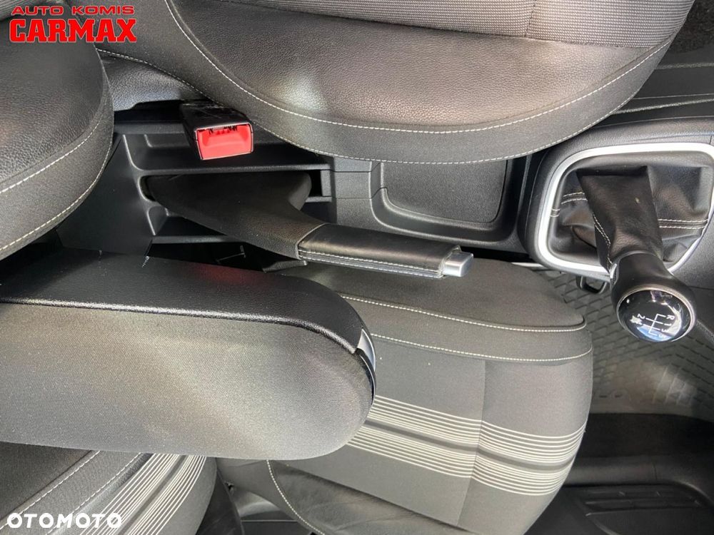 Volkswagen Polo - 25