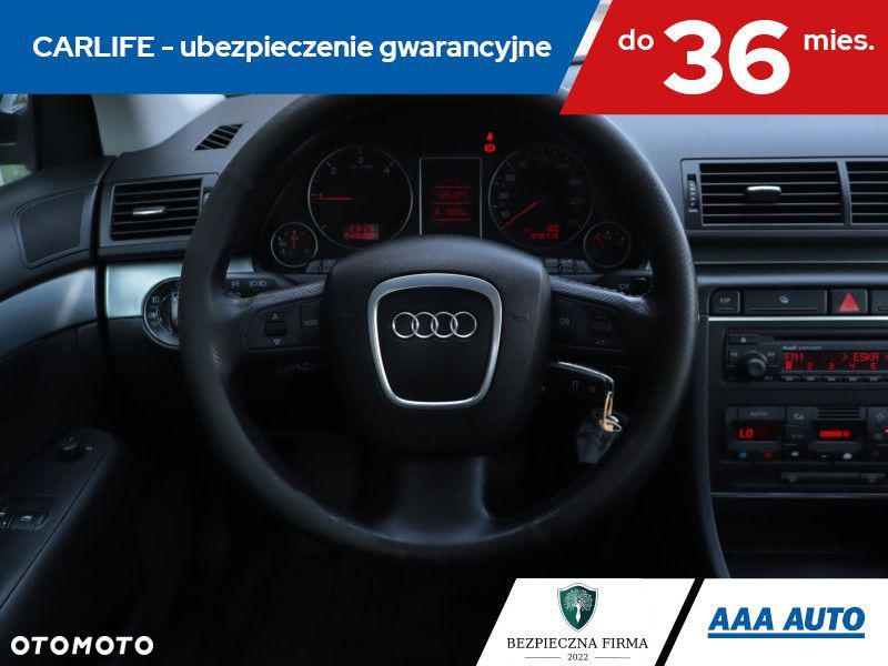 Audi A4 Limousine - 19