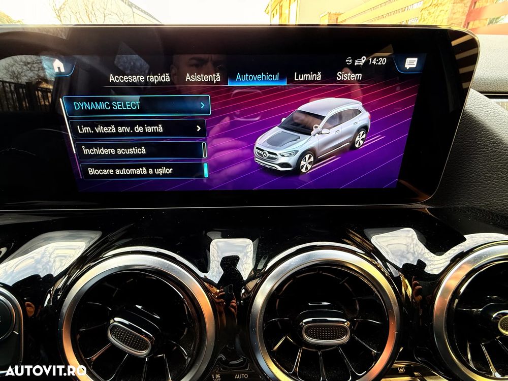 Mercedes-Benz GLA 250 e 8G-DCT Special Edition - 32