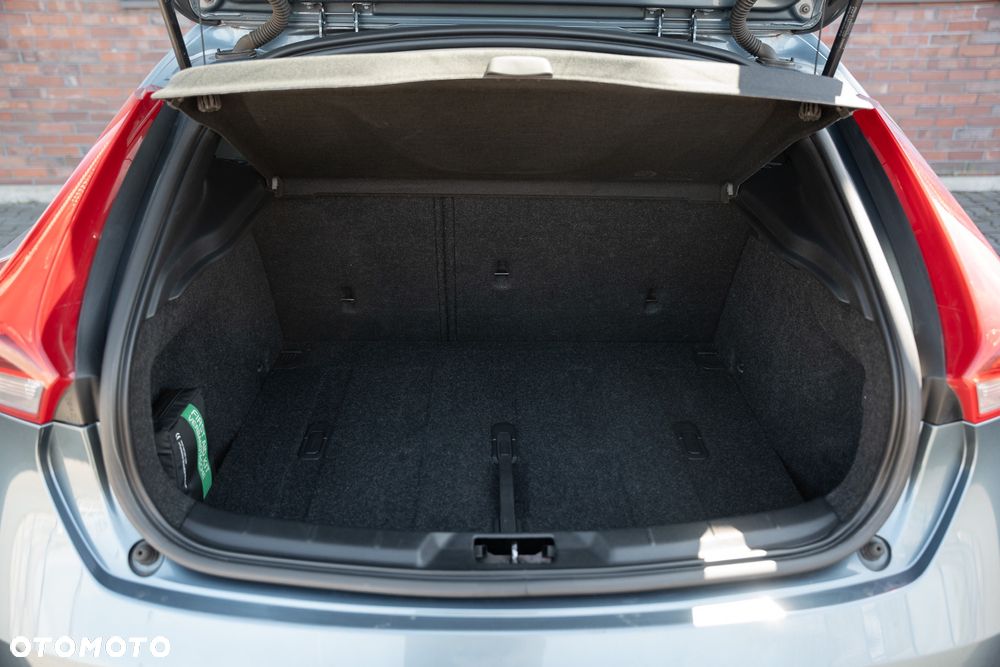 Volvo V40 T3 - 41