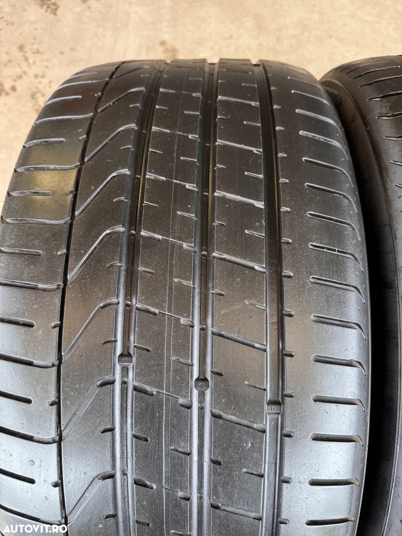 Vând 2 anvelope 305/40/20 Pirelli de vară foarte bune - 3
