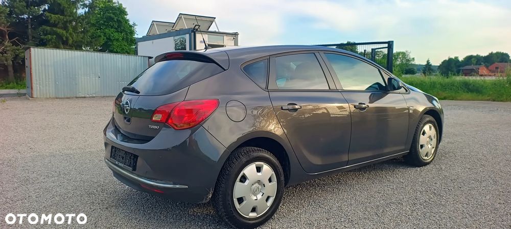 Opel Astra 1.4 Turbo 150 Jahre - 10