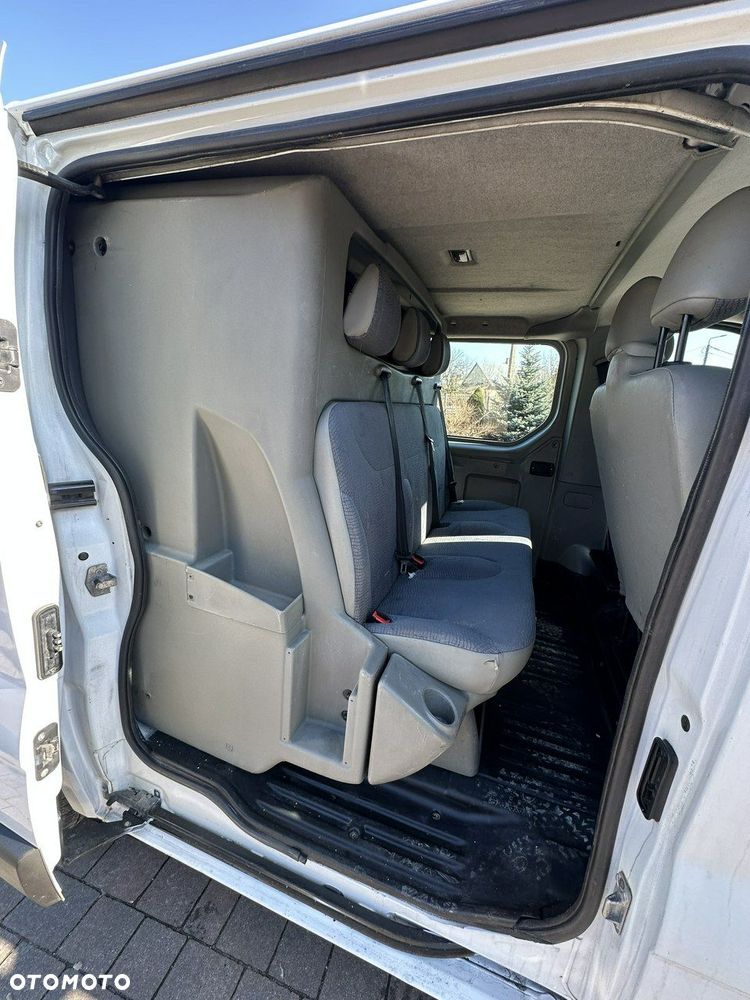 Opel Vivaro - 16