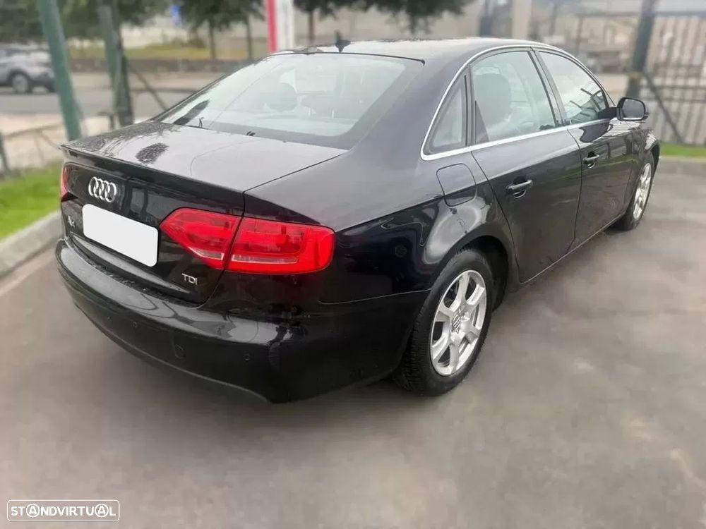 Audi A4 2.0 TDIe Business Line Advance - 8