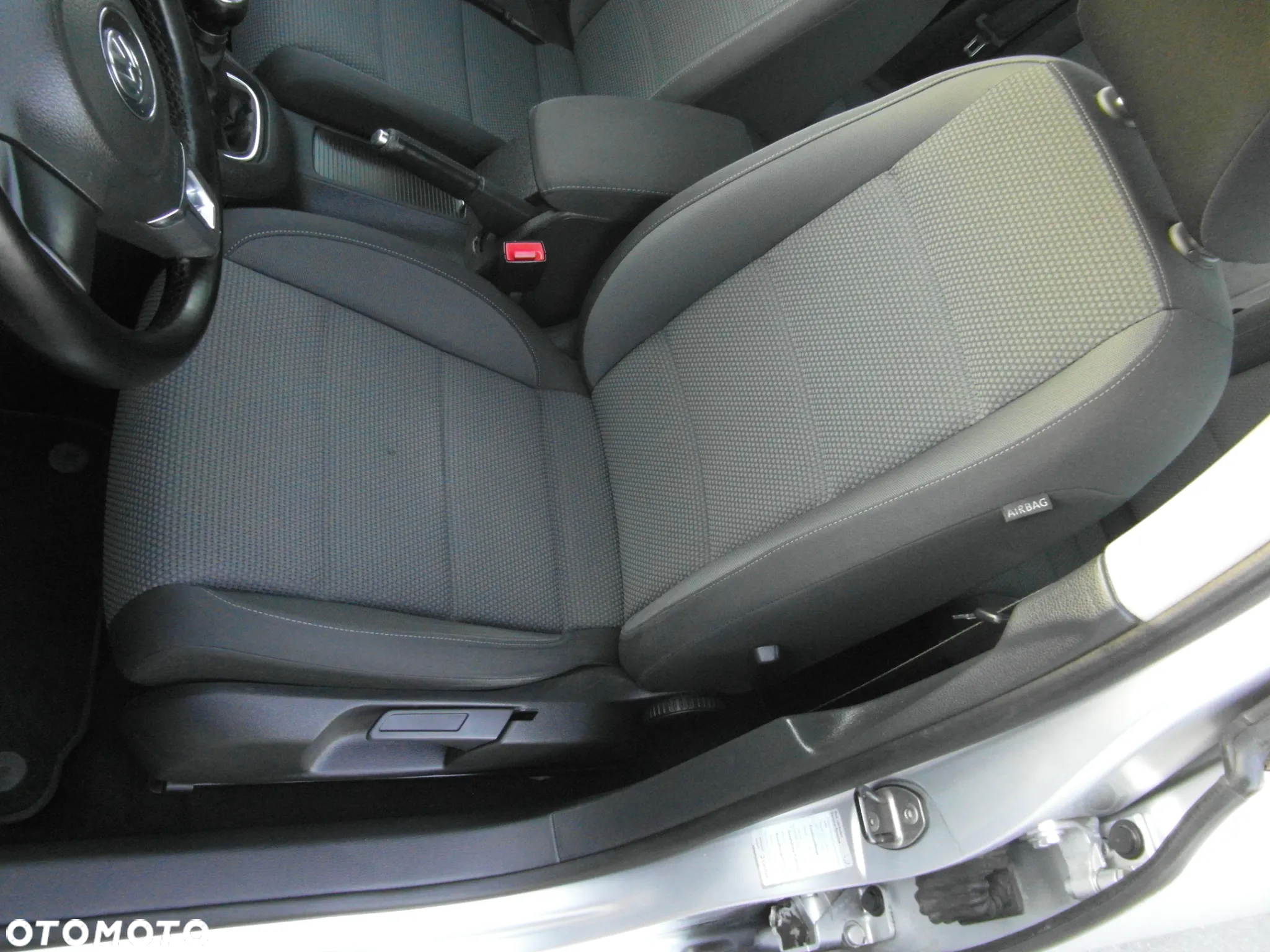 Volkswagen Golf VI 1.6 Comfortline - 16