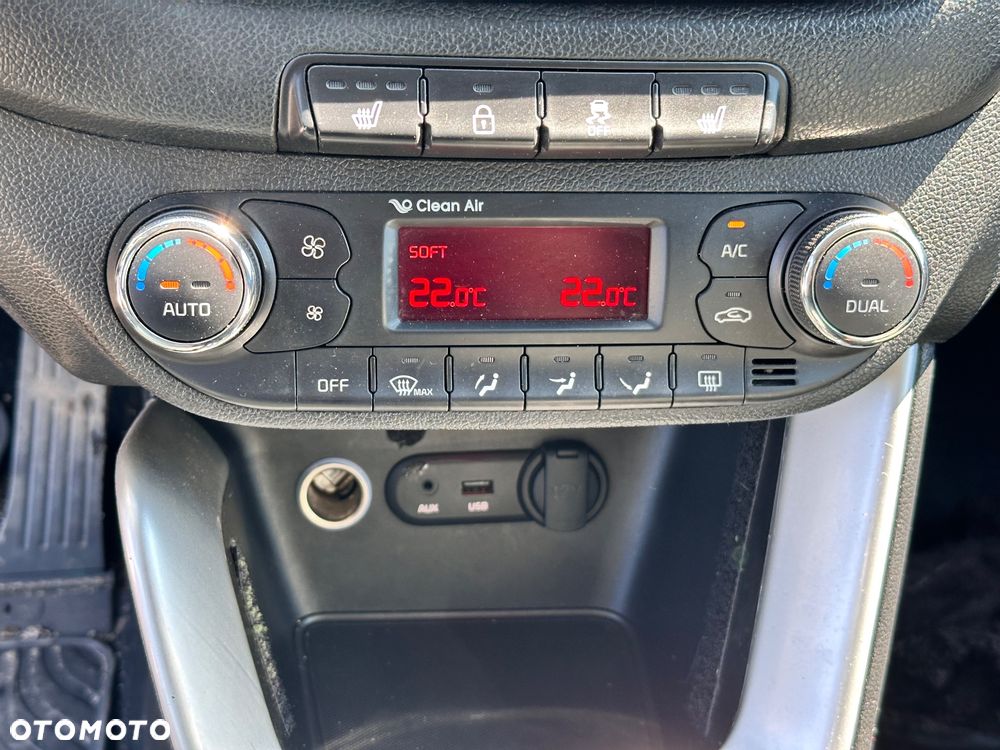 Kia Ceed 1.6 CRDi 128 Platinum Edition - 27
