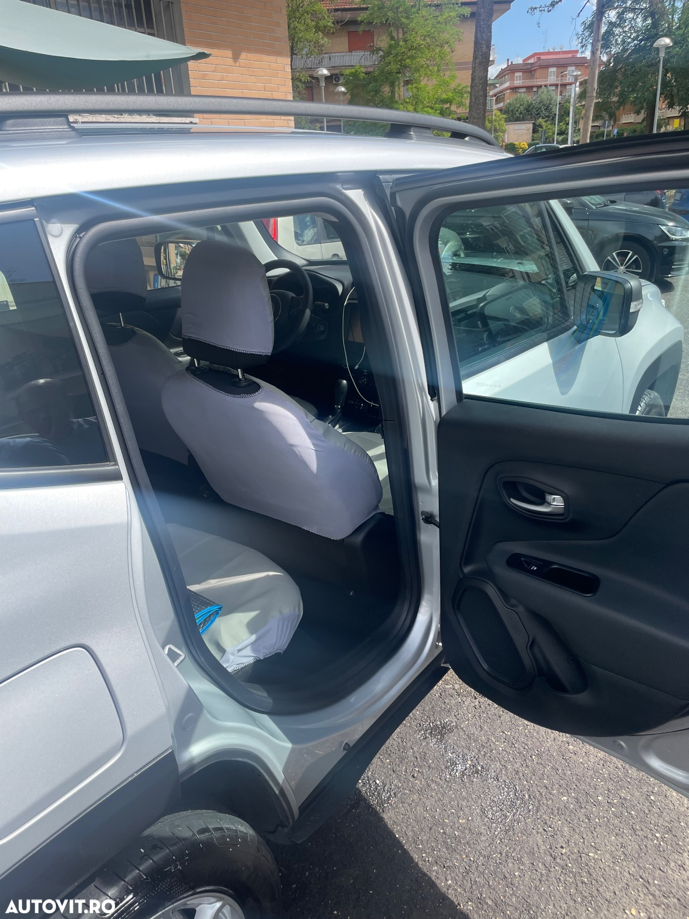 Jeep Renegade 1.3T 4xe AT6 PHEV 80th Anniversary - 3
