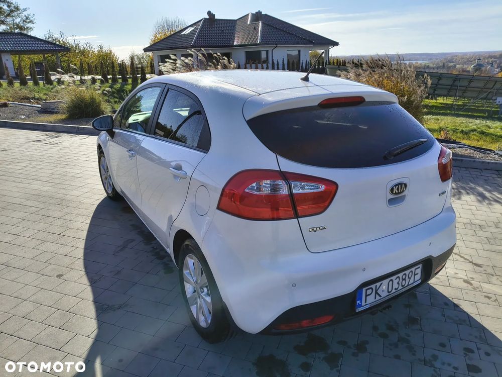 Kia Rio 1.4 crdi XL - 2