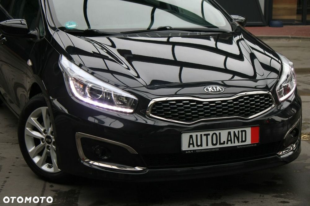 Kia Ceed 1.4 CVVT Dream-Team Edition - 16