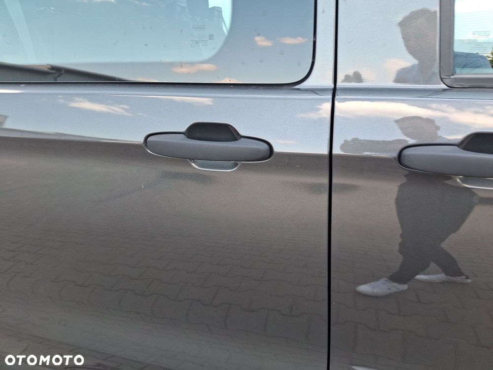 Volkswagen Transporter Furgon Plus - 14