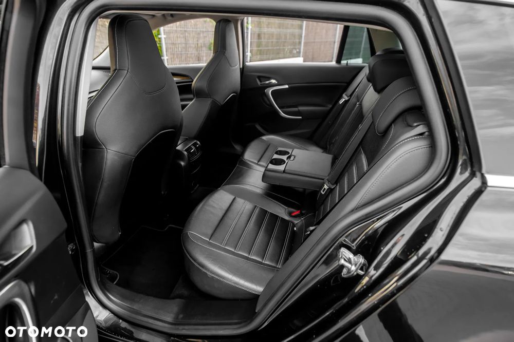 Opel Insignia 2.8 V6 Turbo 4x4 OPC - 23