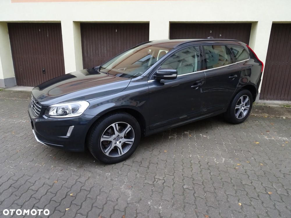 Volvo XC 60 D4 Geartronic Momentum - 23