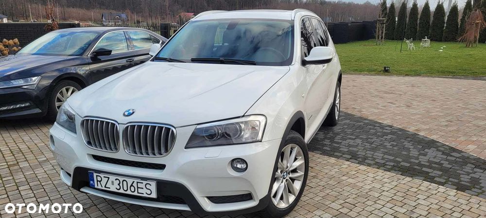 BMW X3 xDrive28i xLine - 2