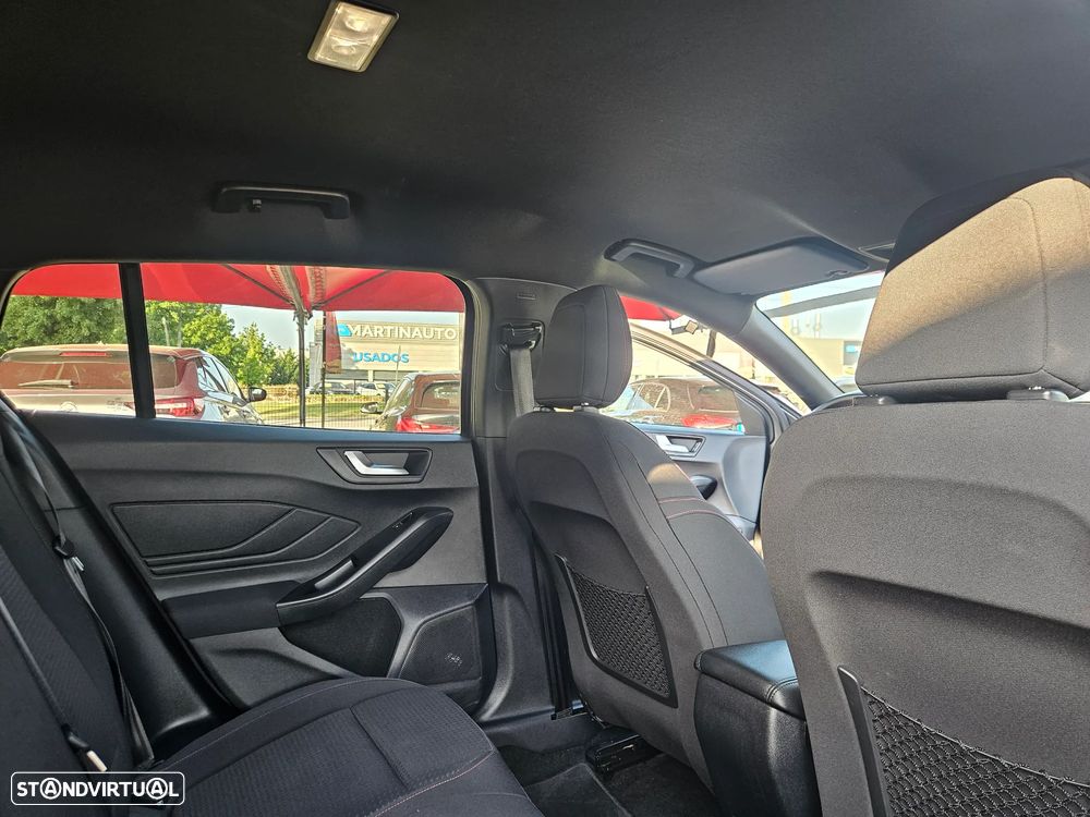 Ford Focus SW 1.0 EcoBoost ST-Line - 20