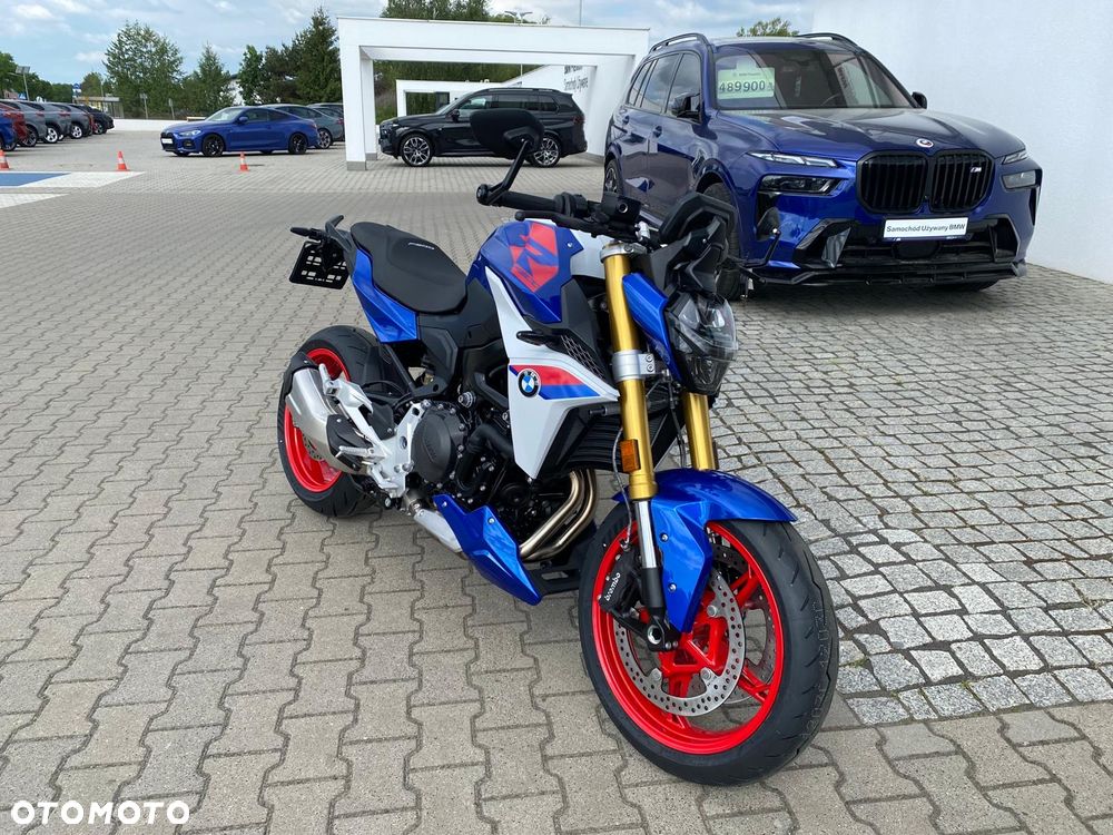 BMW F - 2