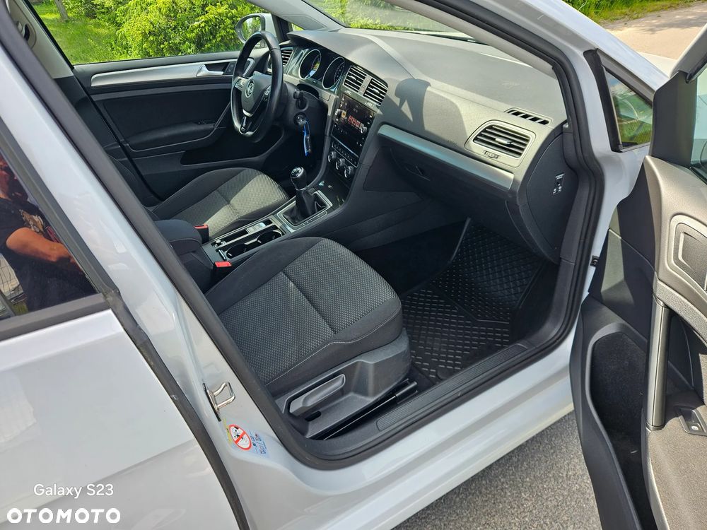 Volkswagen Golf 1.6 TDI BlueMotion Trendline - 9