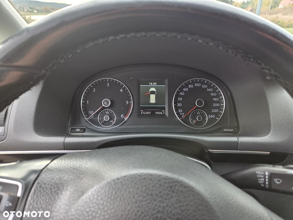 Volkswagen Touran 2.0 TDI DPF Highline - 10