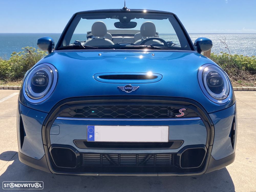 MINI Cabrio Cooper S Premium Extra Classic Auto - 3