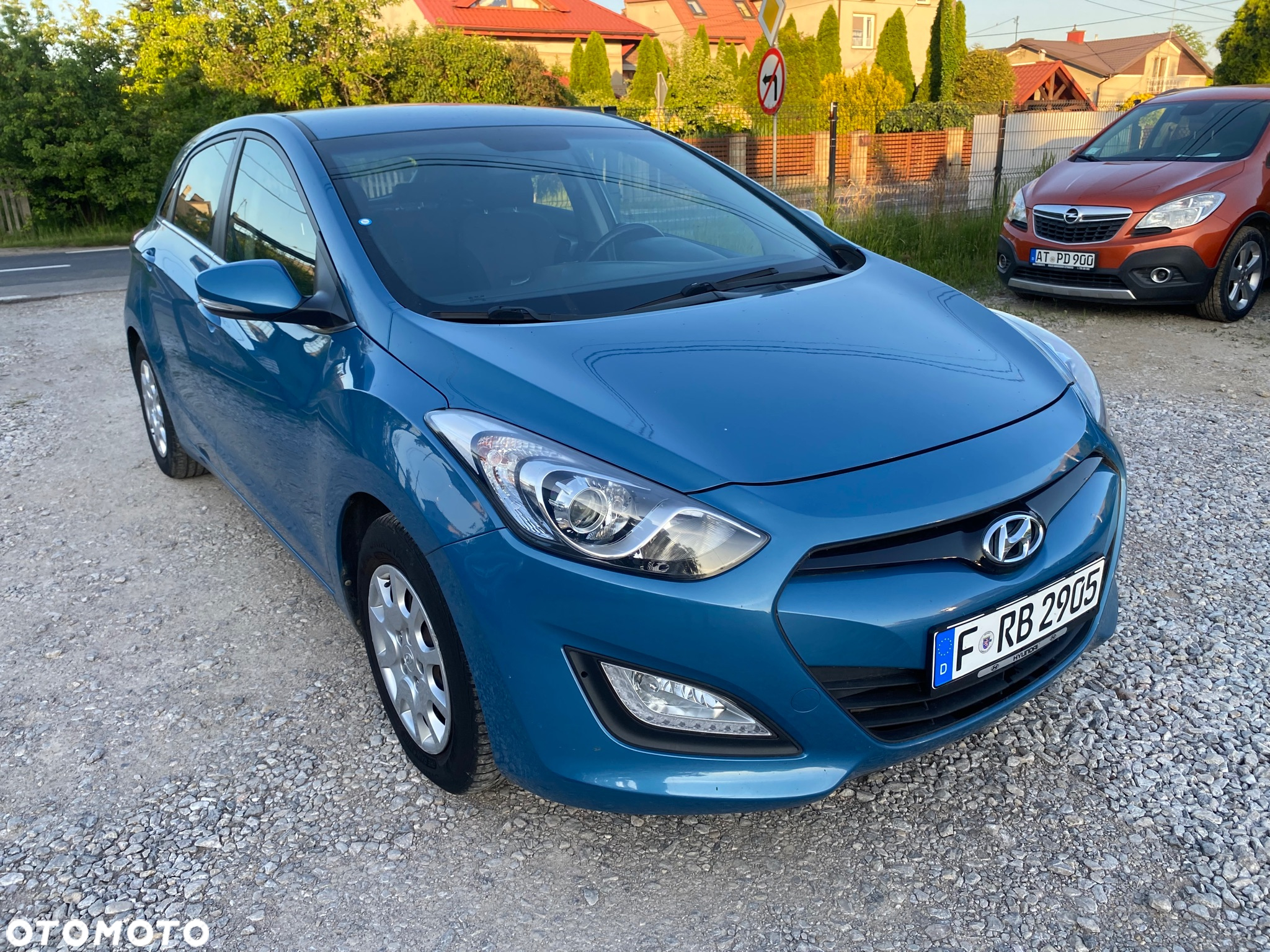 Hyundai i30 1.4 Intro Edition - 8
