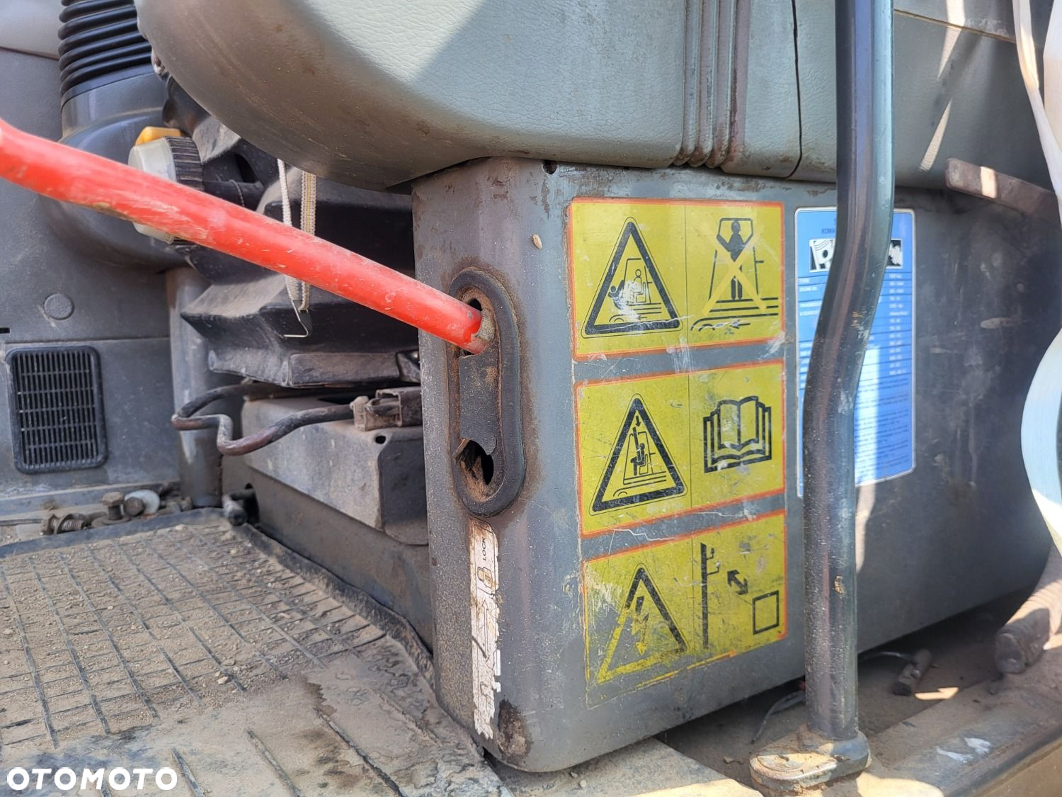 Komatsu Pc210Lc-6K - 29