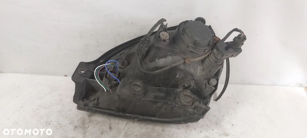 .  LAMPA PRZOD PRZEDNIA PRAWA HYUNDAI TUCSON 1 - 3