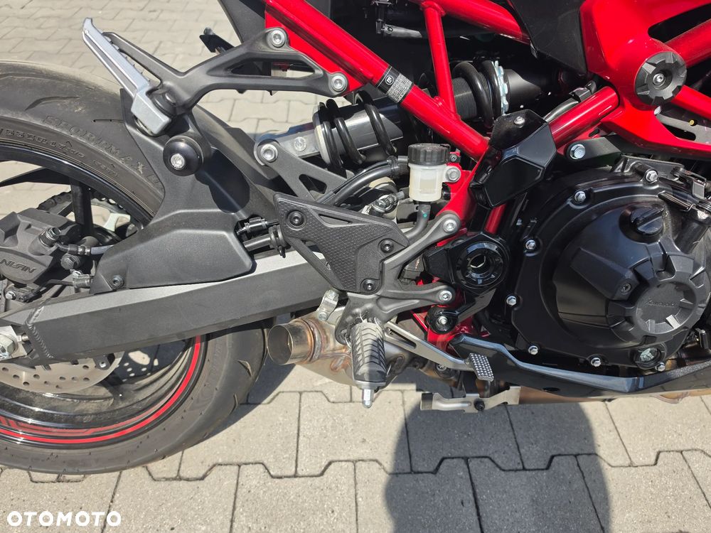 Kawasaki Z 900 - 22
