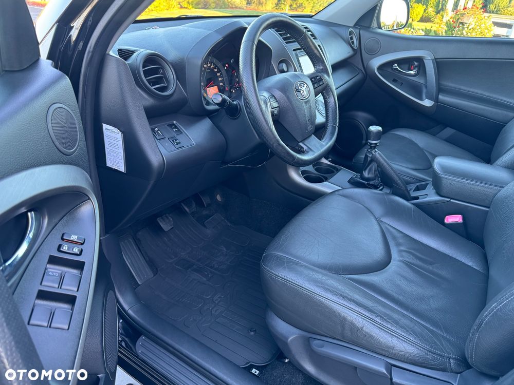Toyota RAV4 2.0 4x2 Travel - 9
