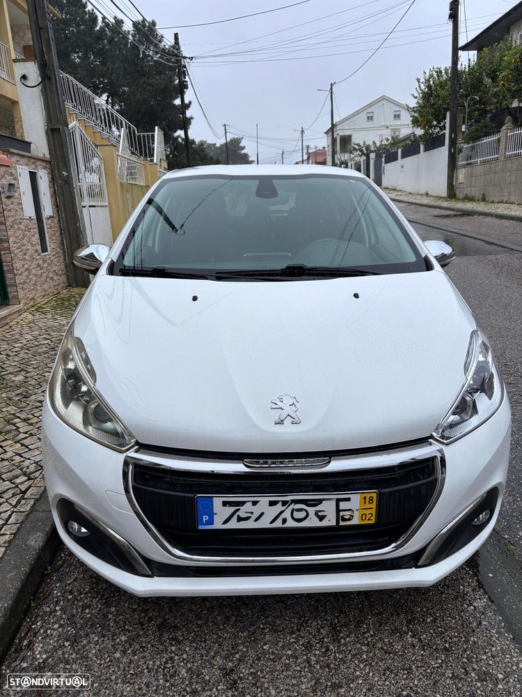 Peugeot 208 1.2 PureTech Style - 1