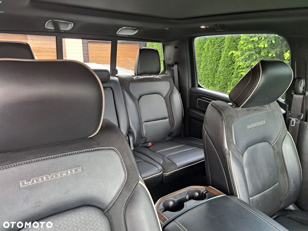 RAM 1500 5.7 Crew Cab Laramie - 17