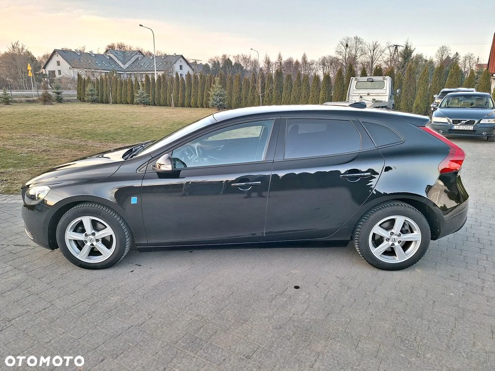 Volvo V40 D2 - 12