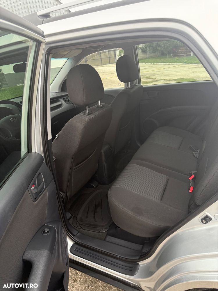 Kia Sportage 2.0 CRDI 2WD Vision - 7