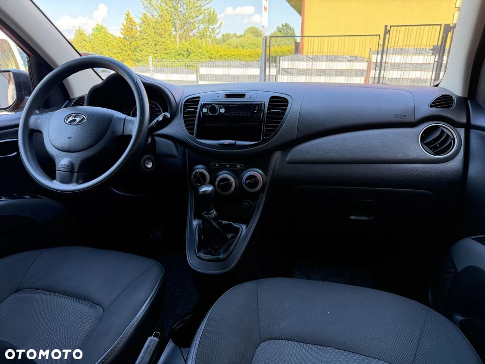 Hyundai i10 1.1 Edition 20 - 26