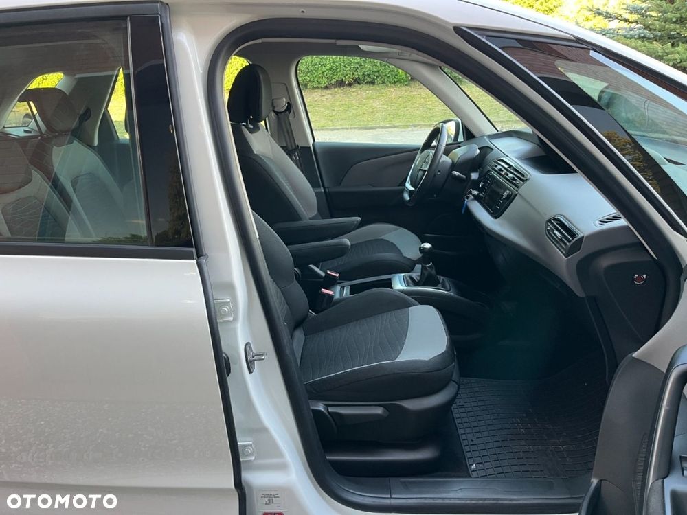 Citroën C4 Picasso 1.6 VTi Attraction - 18