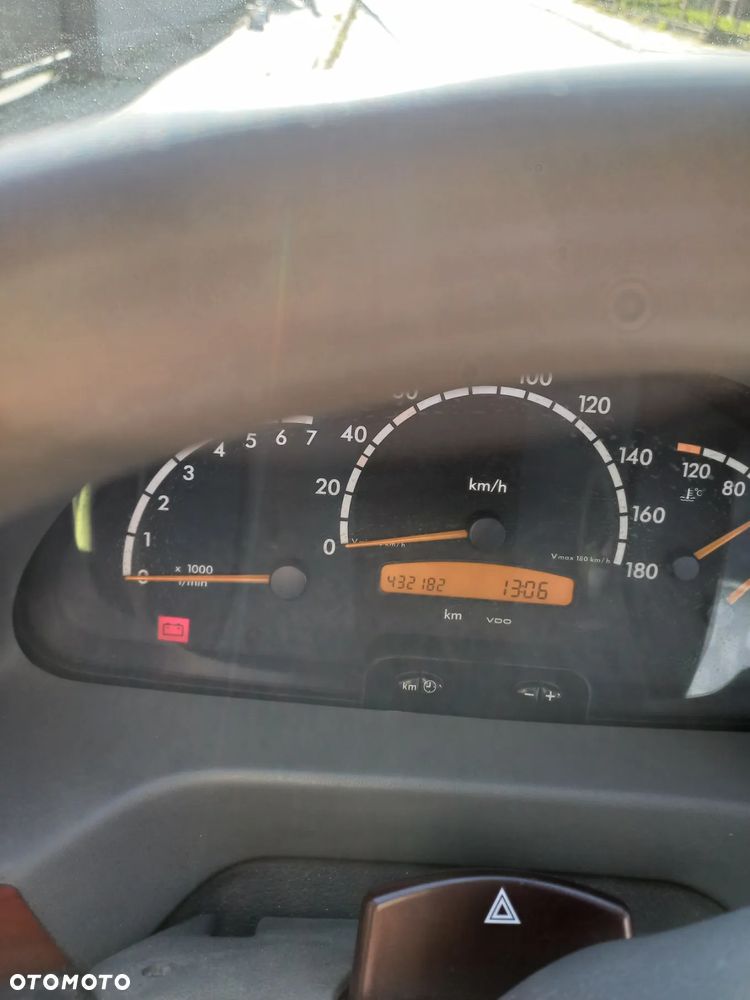 Mercedes-Benz 416 - 3