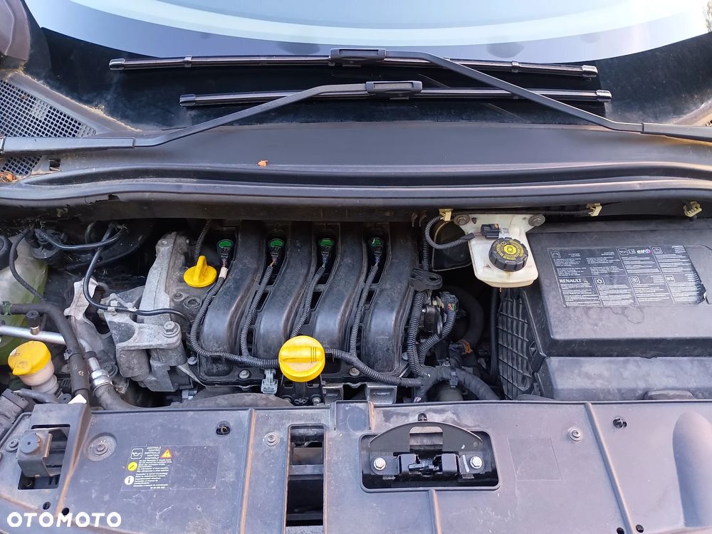 Renault Scenic 1.6 16V 110 Expression - 16