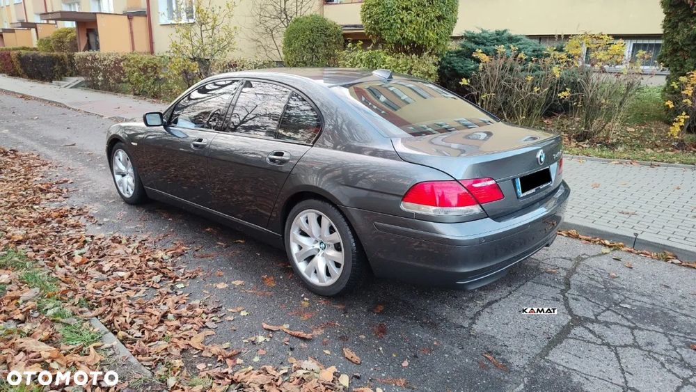 BMW Seria 7 - 18