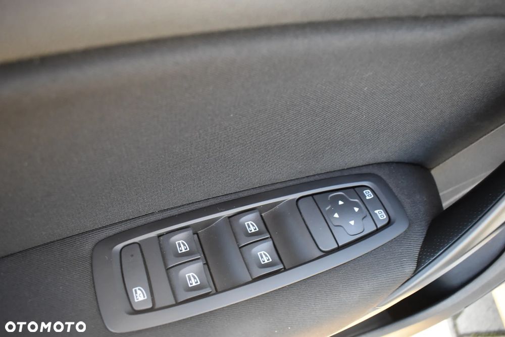 Renault Megane 1.3 TCe FAP Equilibre - 23