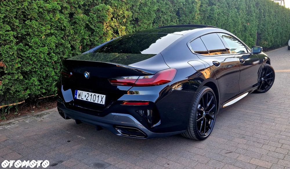 BMW Seria 8 - 35
